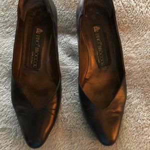 Navy Italian Dress Heels. Purchased in Milan. Italy. Size: 36 Euro - 5 1/2 USA